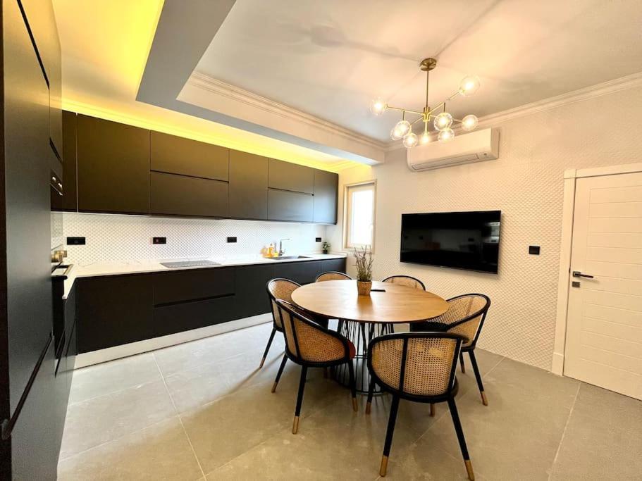 Beautiful 4-Bedroom Townhouse In 슬리에마 외부 사진